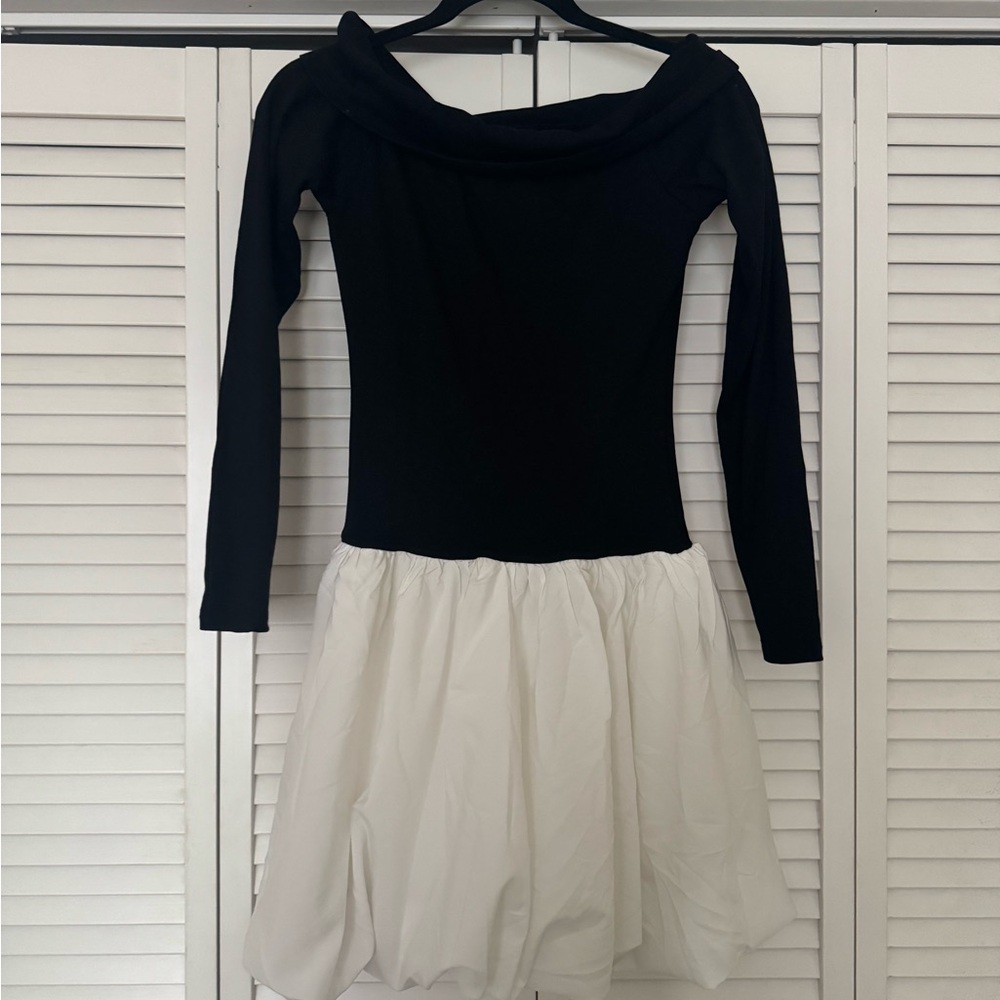 Black & White Off-Shoulder Bubble Dress - Size S